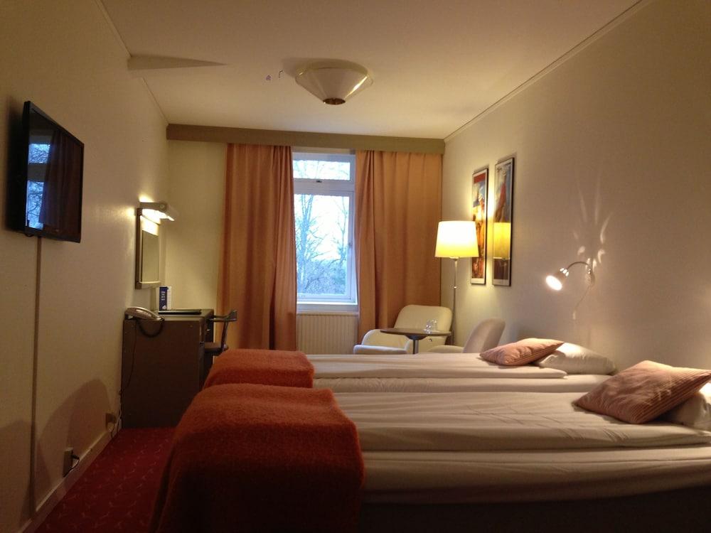 Ariston Hotell Lidingö エクステリア 写真